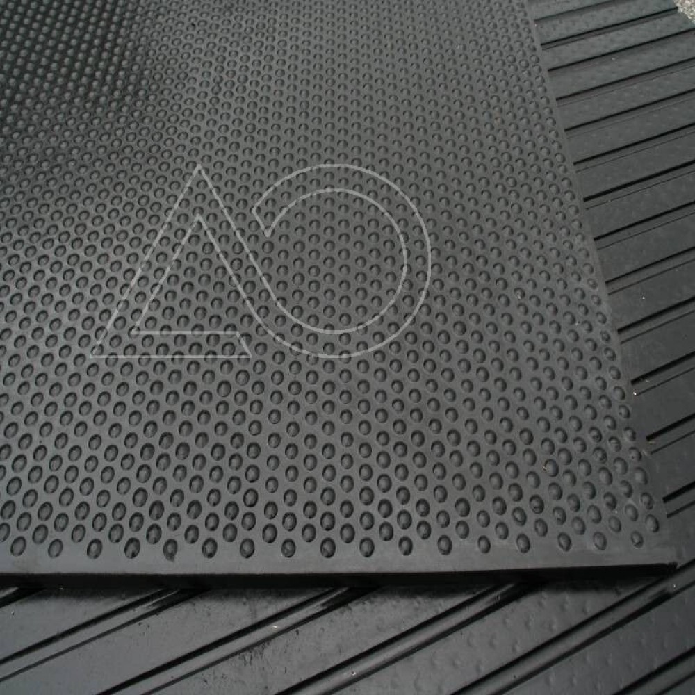 Rubber floor covering for animal housing 17x1220x1830mm